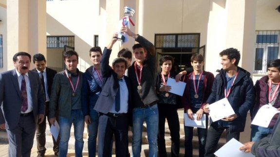 Voleybolda il birincisi Bozyazı Anadolu Lisesi