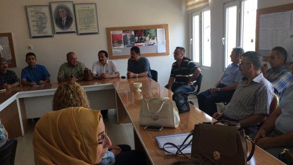 İlçe Milli Eğitim Müdürümüz Mustafa SEZGİN görevine başlar başlamaz okul ziyaretlerinde bulundu.