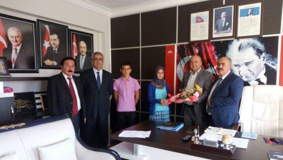 Durmuş Tufan Anadolu İmam Hatip Lisesi ve Ortaokulu İlçe Milli Eğitim Müdürlüğünü Ziyaret Etti