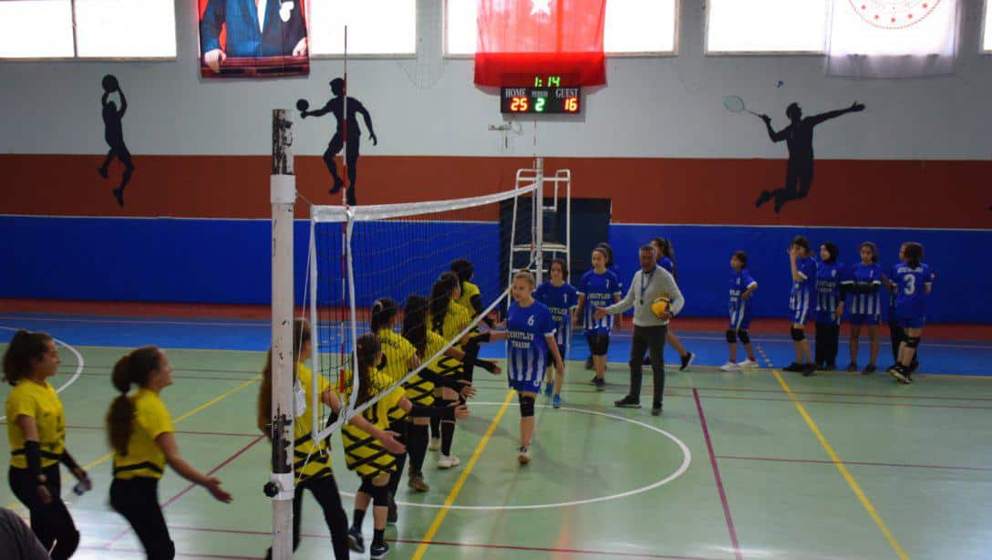 23 Nisan Ulusal Egemenlik ve Çocuk Bayramı Kapsamında Sportif Etkinlikler Başladı.