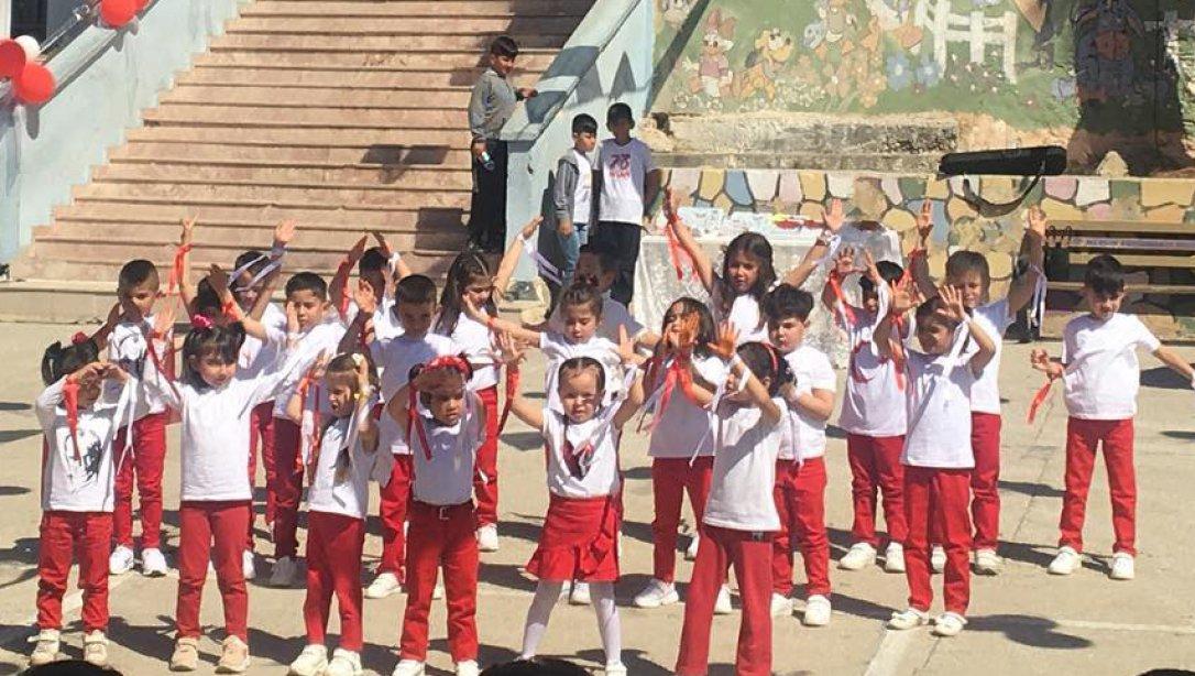 23 Nisan Ulusal Egemenlik ve Çocuk Bayramı Kutlama Programı Lütfiye Keskin İlk ve Ortaokulu'nda Gerçekleştirildi.